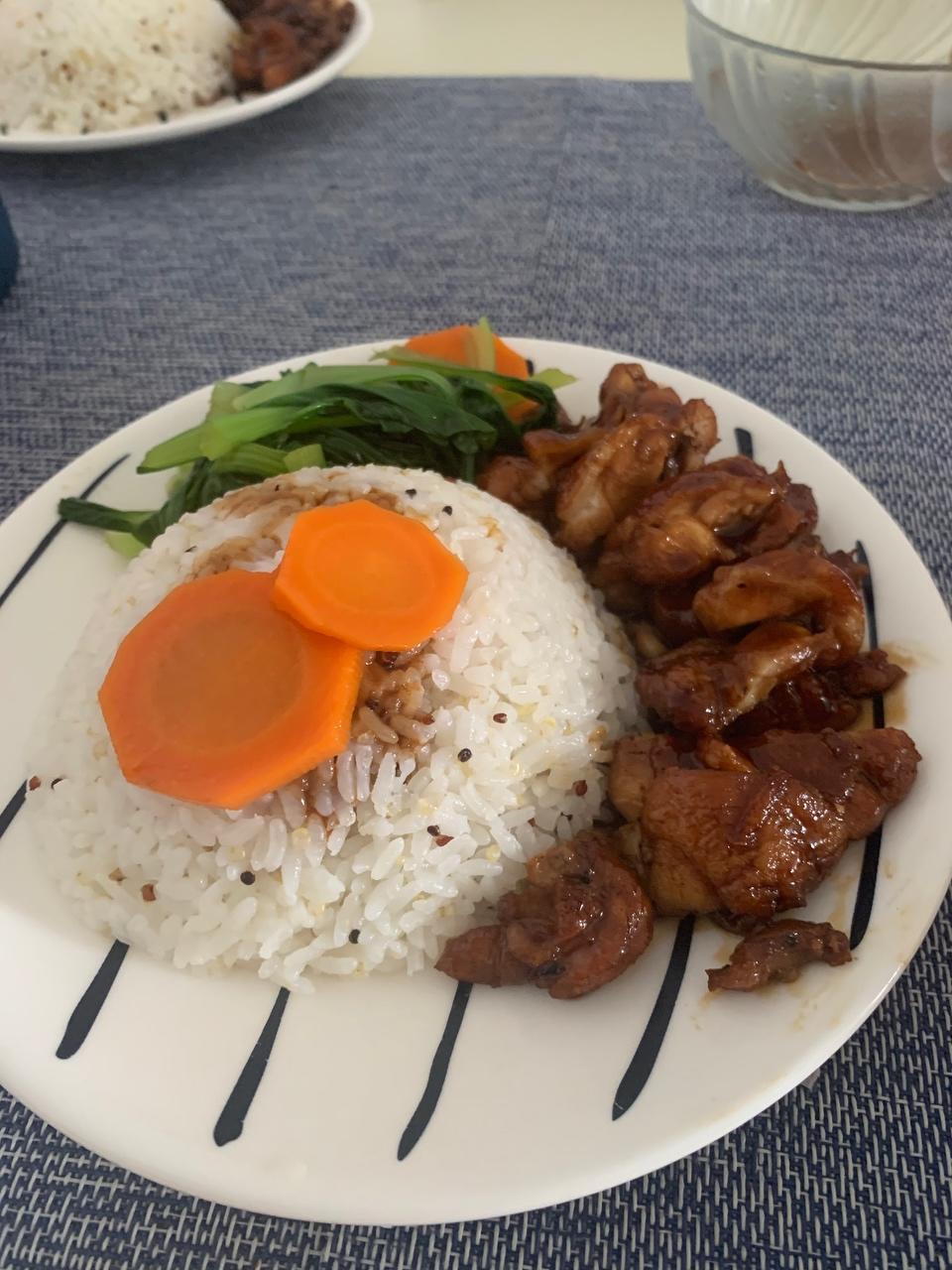 照烧鸡腿饭超级无敌好吃