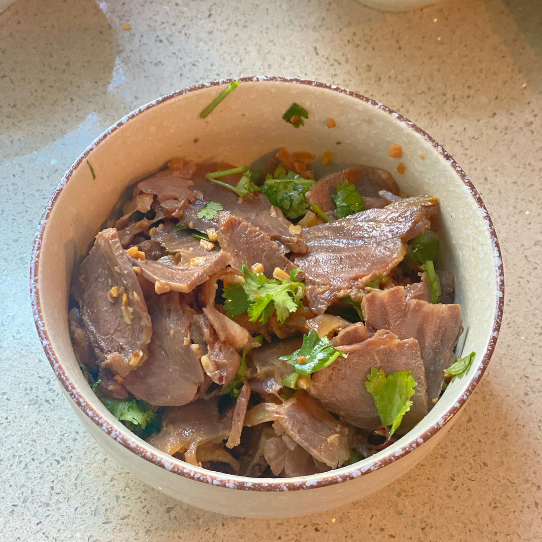 凉拌牛肉