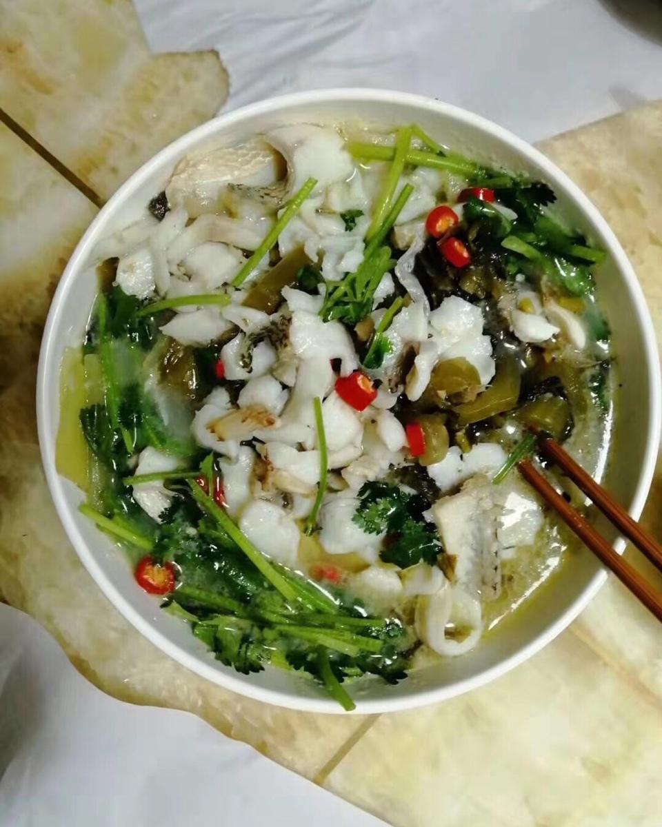 厨师长教你：“酸菜鱼”的传统做法，色香味俱全