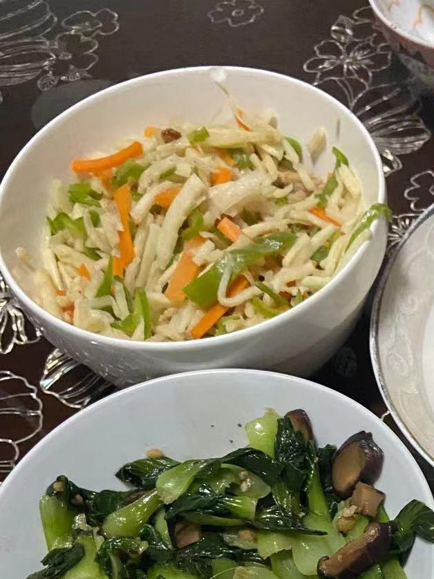 茭白青椒肉丝炒毛豆