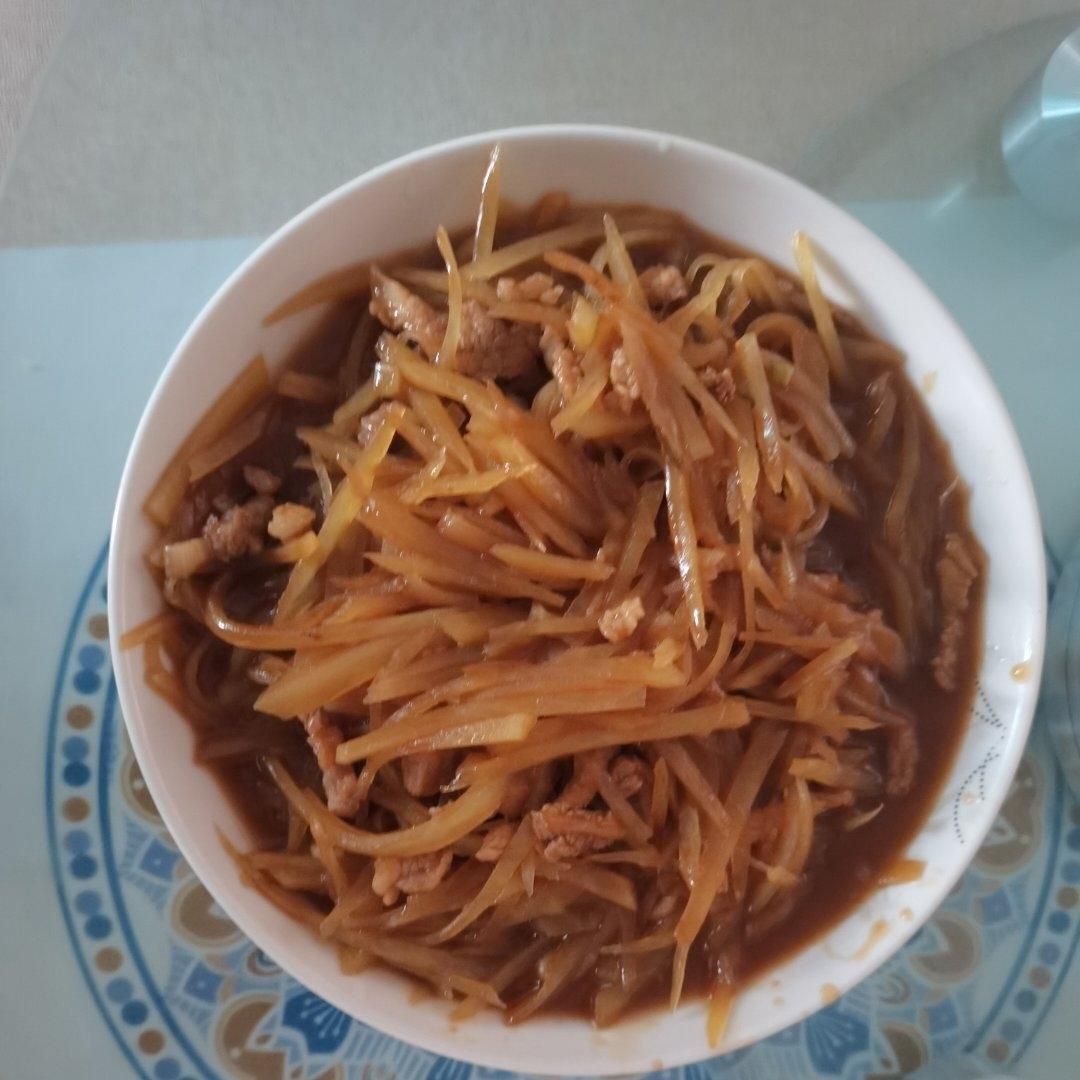 土豆丝炒肉丝