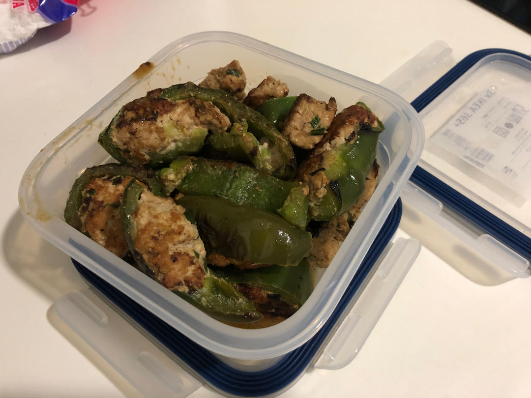 一口一个超过瘾——青椒酿肉