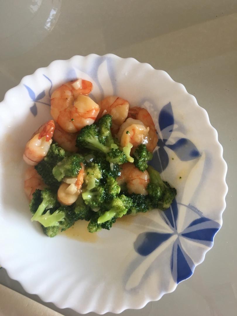 西兰花炒虾仁