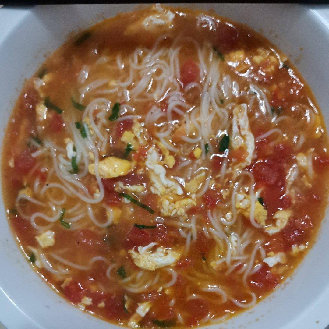 恨不得抱着锅舔的番茄鸡蛋面