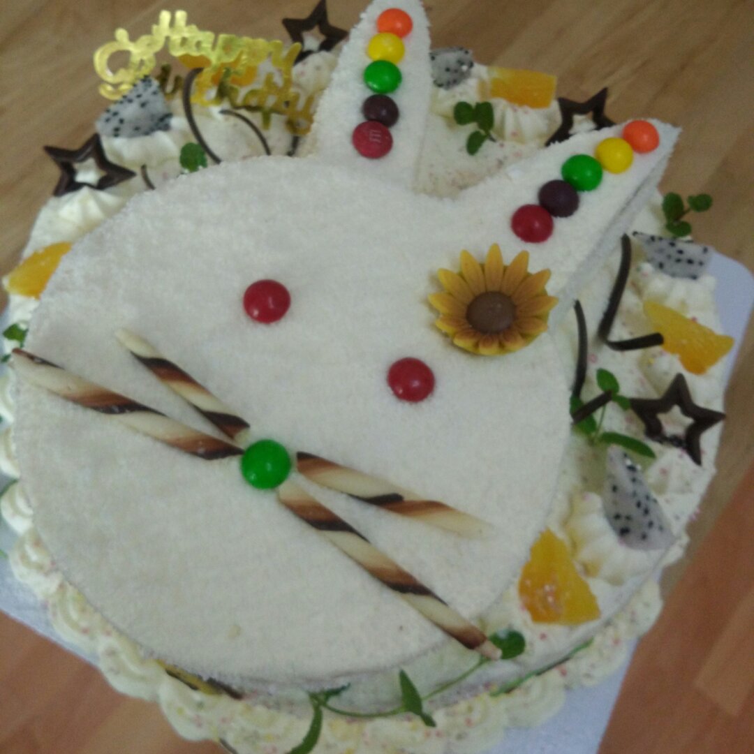 小兔生日蛋糕
