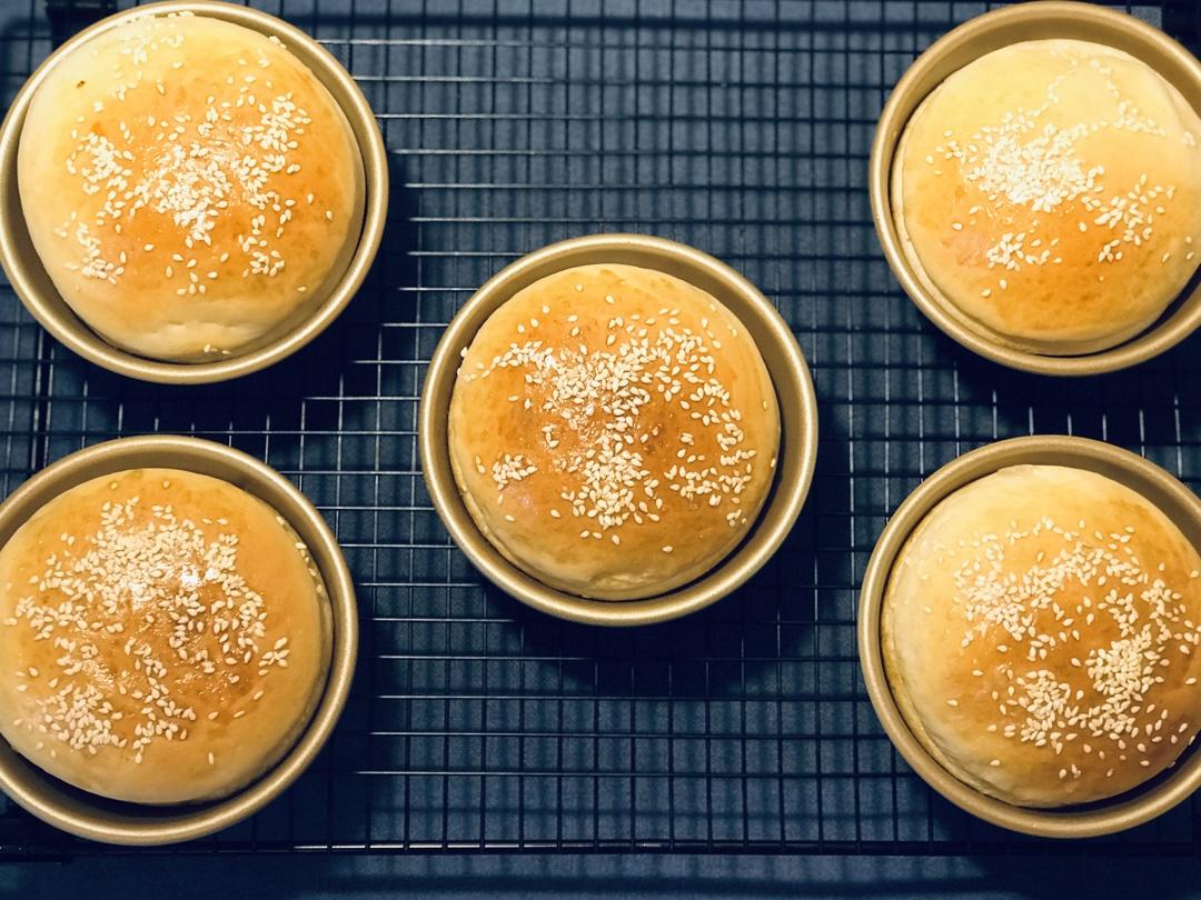 牛肉汉堡 煎出香嫩多汁的牛肉饼