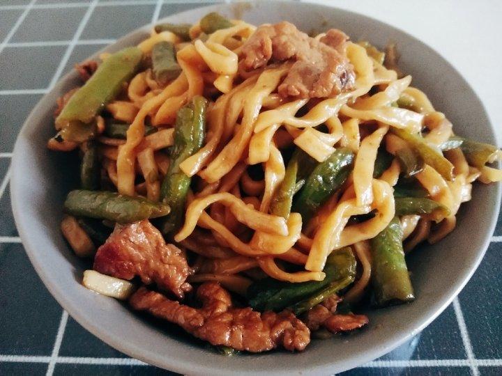 豆角焖面