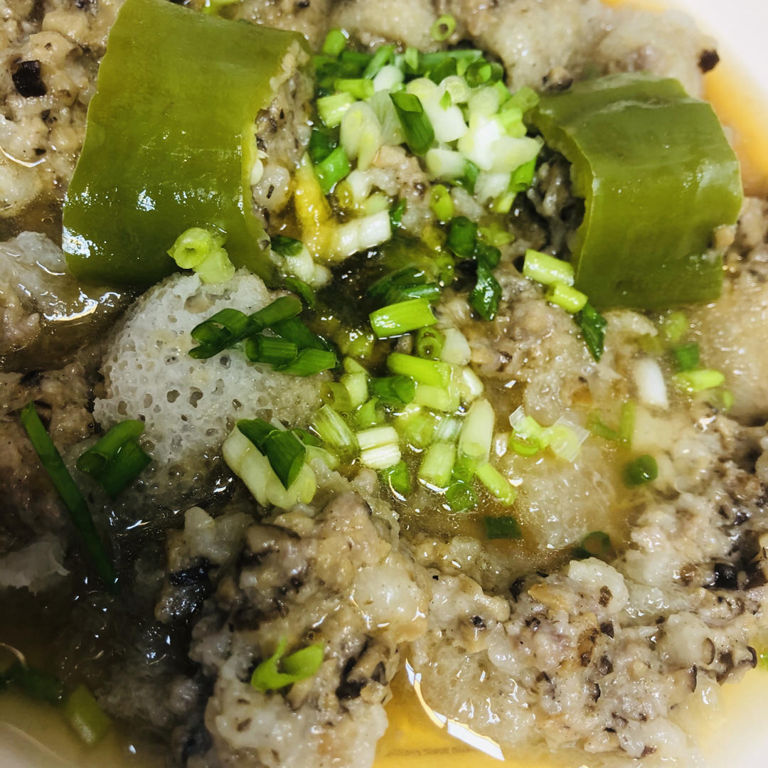 竹荪酿肉