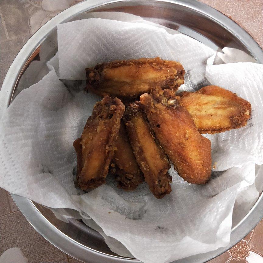 蒜香炸鸡翅