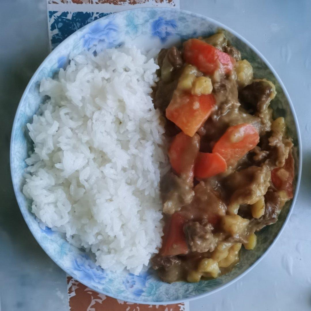 咖喱牛肉土豆