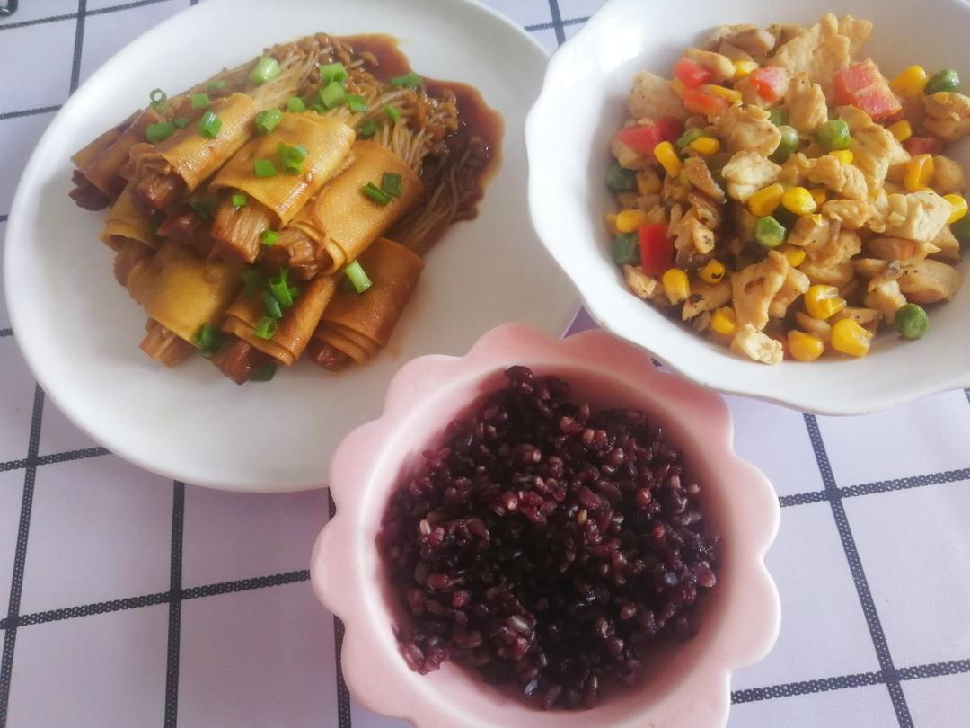 比肉还好吃的金针菇豆皮卷