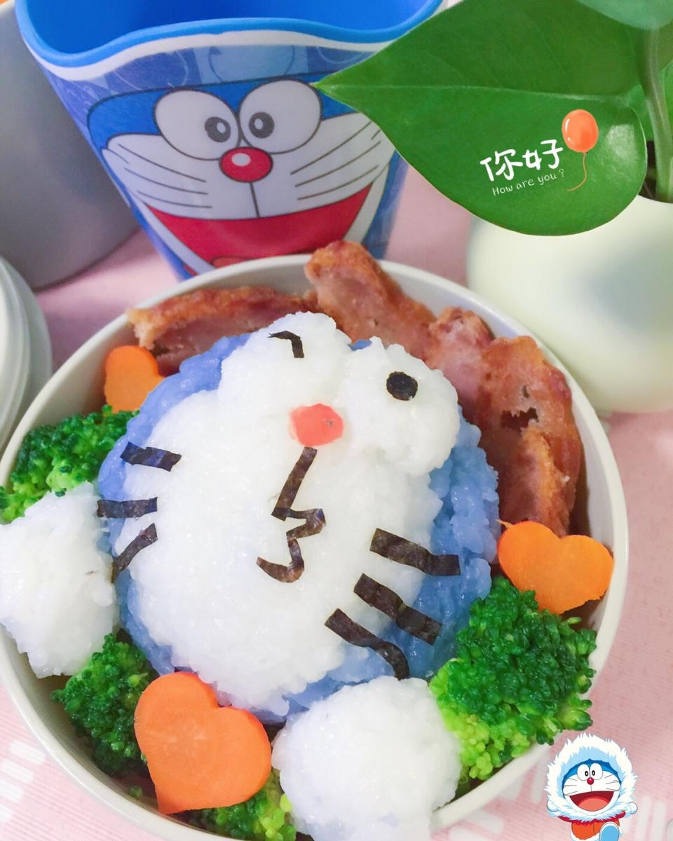 哆啦a梦卡通便当