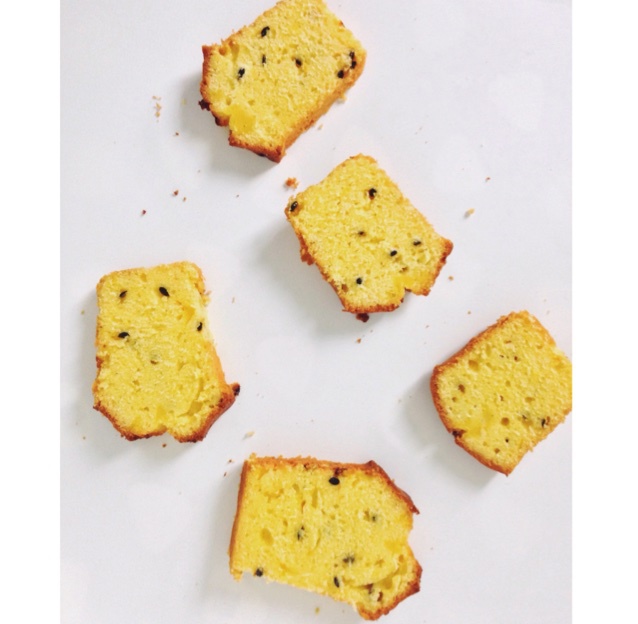 轻盈百香果磅蛋糕