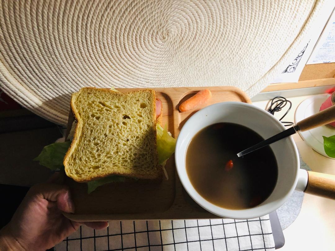 培根土司三明治