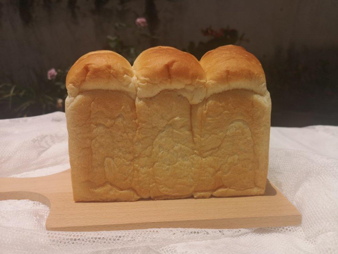 超柔牛奶棉花吐司（最详细的吐司食谱）