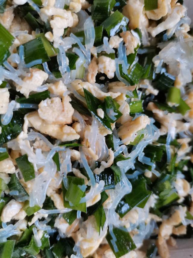 皮薄如纸的韭菜馅饼|免揉面法