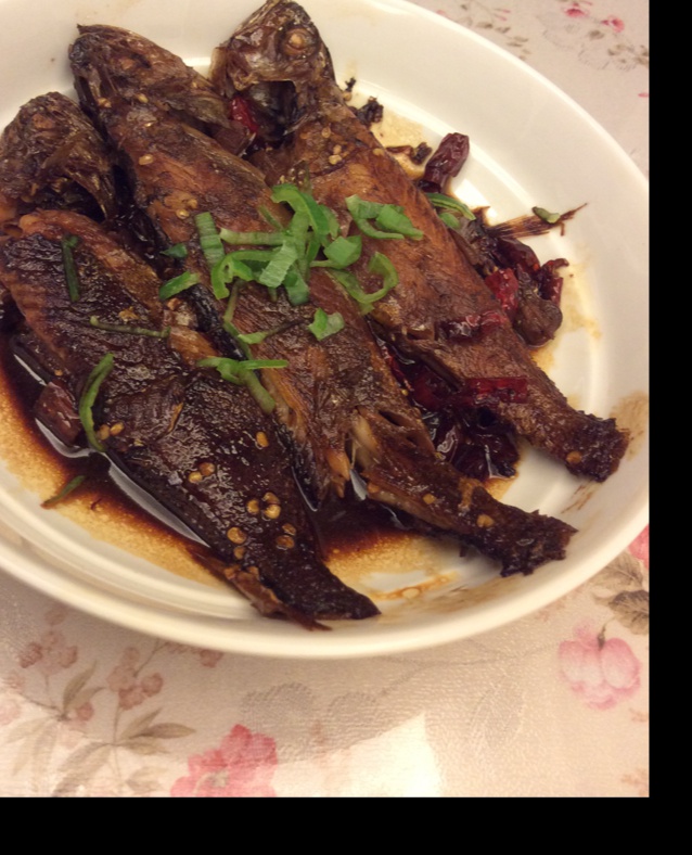 红烧黄鱼—鱼皮不破的小窍门