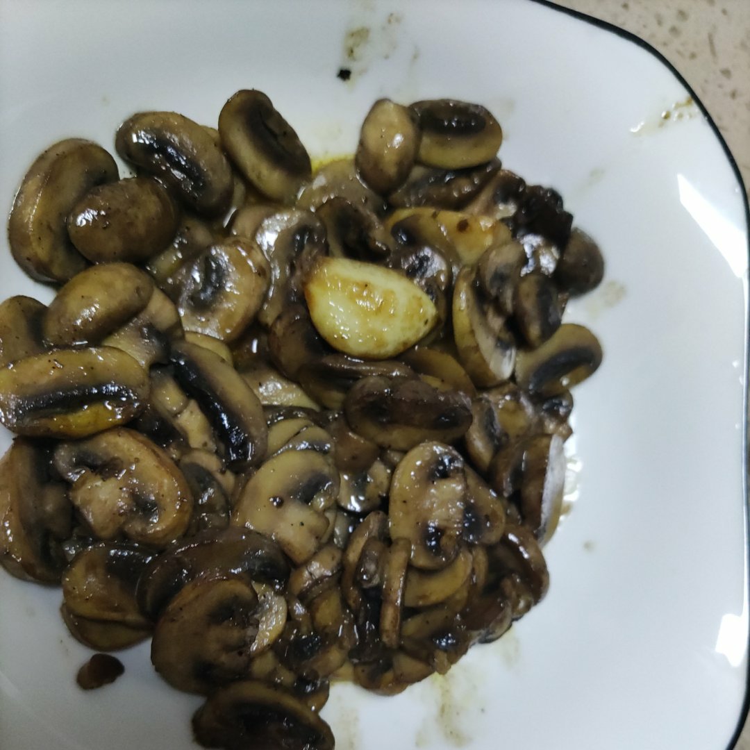 黑胡椒牛油口蘑
