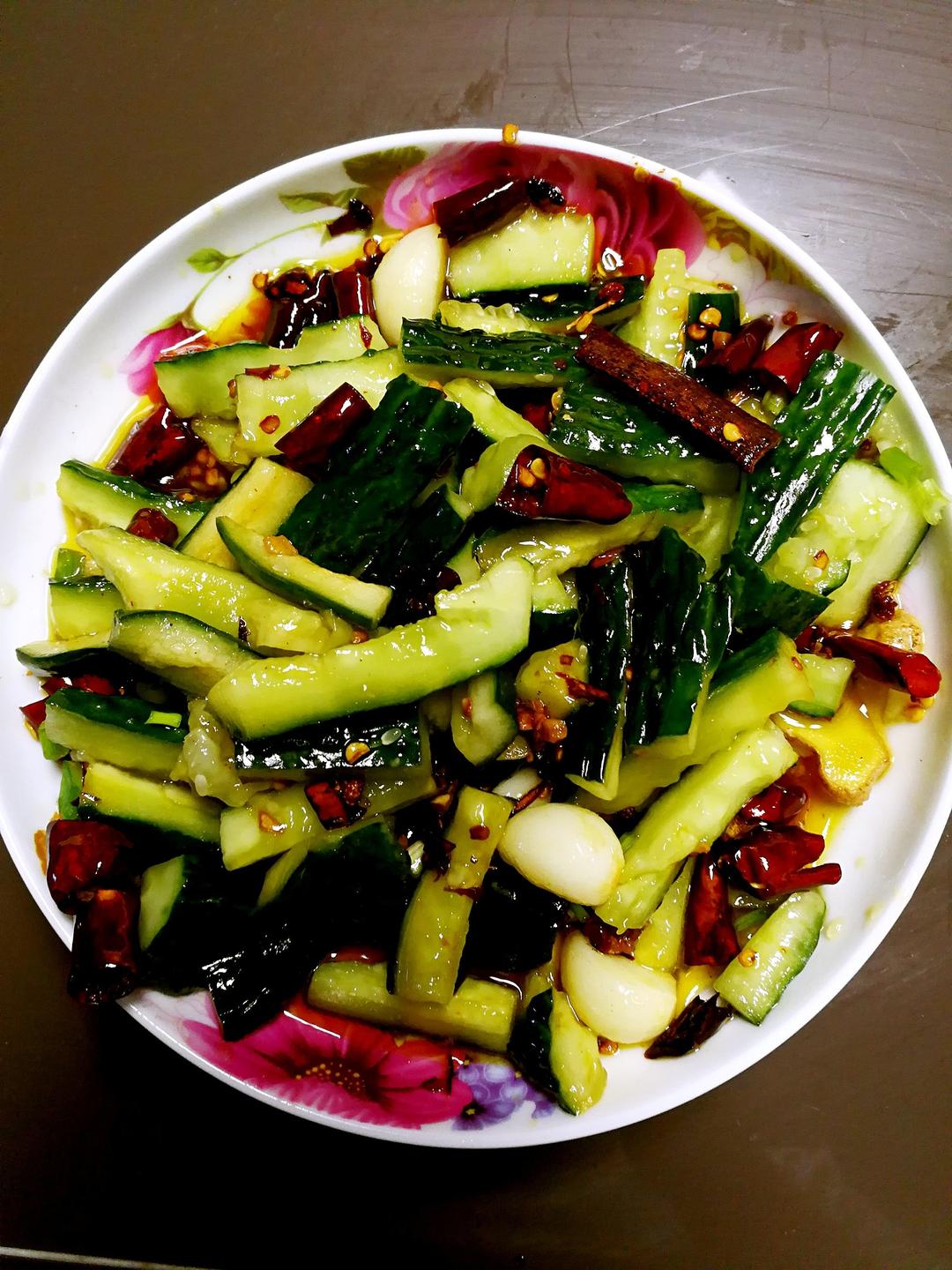 香脆麻辣凉拌黄瓜【唇齿留香】