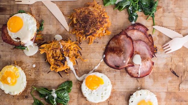 bacon breakfast stacks无麸质培根早餐叠的做法