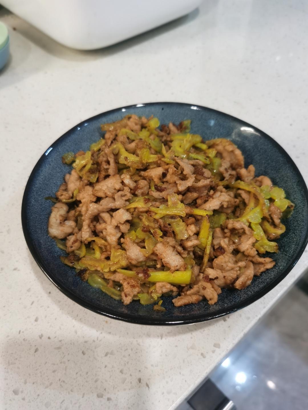 苦瓜炒肉片