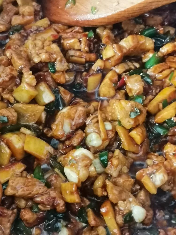 竹笋肉丁哨子
