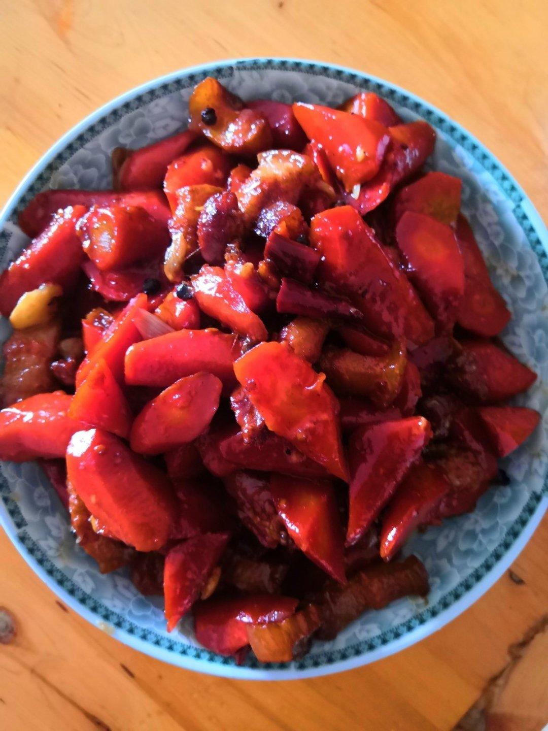 胡萝卜烧肉