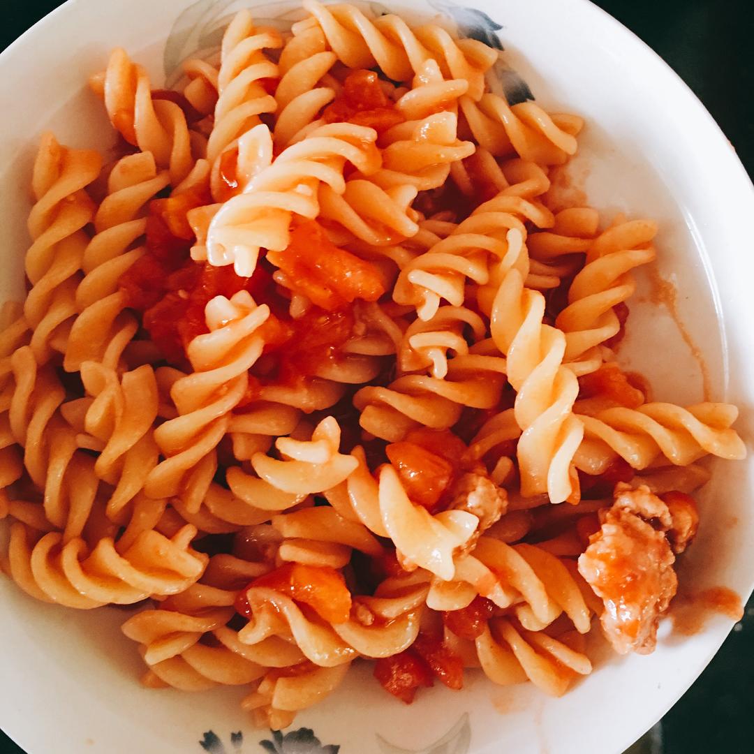 快手意大利番茄肉末面的做法