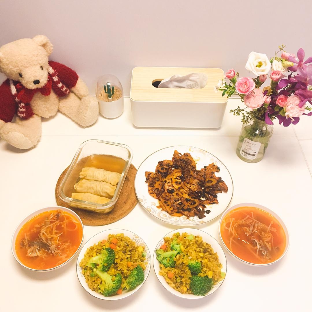 金针菇肥牛番茄锅