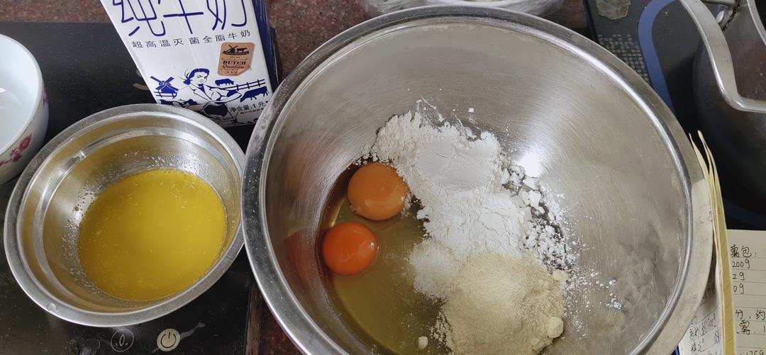 纯奶手撕吐司的做法 步骤1