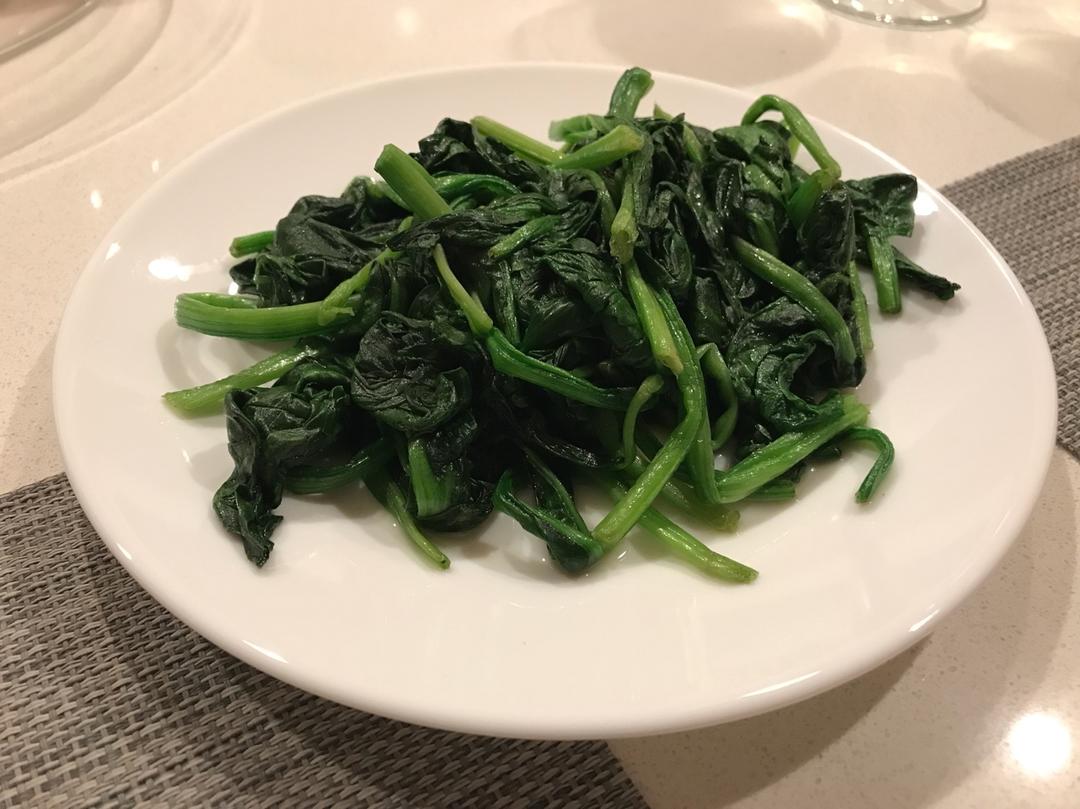 清炒菠菜