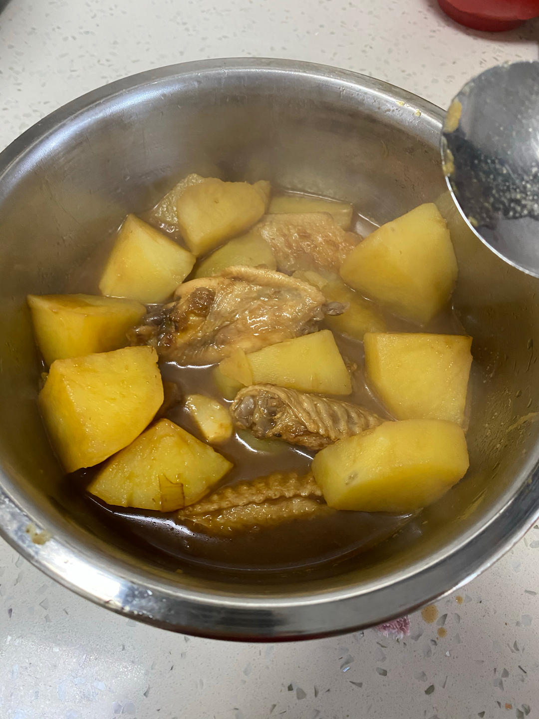鸡翅根炖土豆