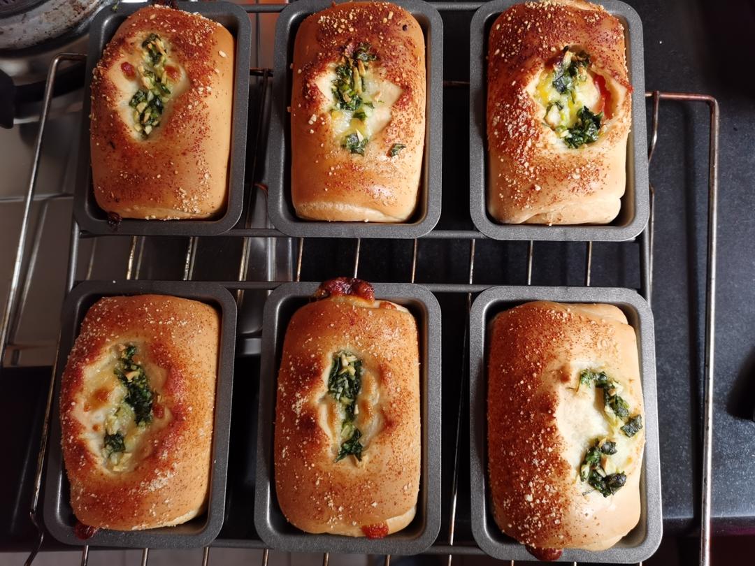 香肠蒜香芝士小吐司