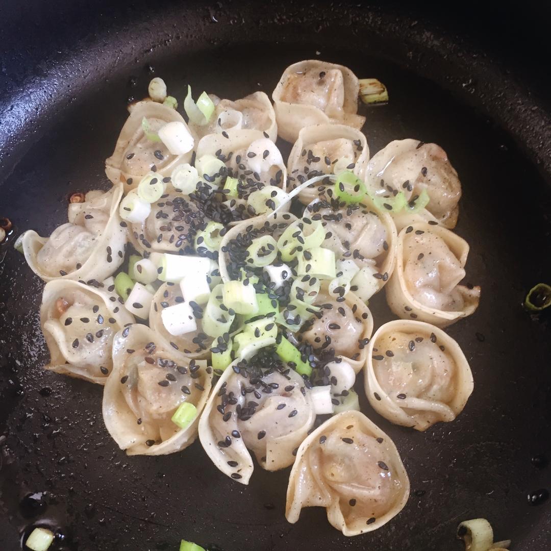 生煎小馄饨
