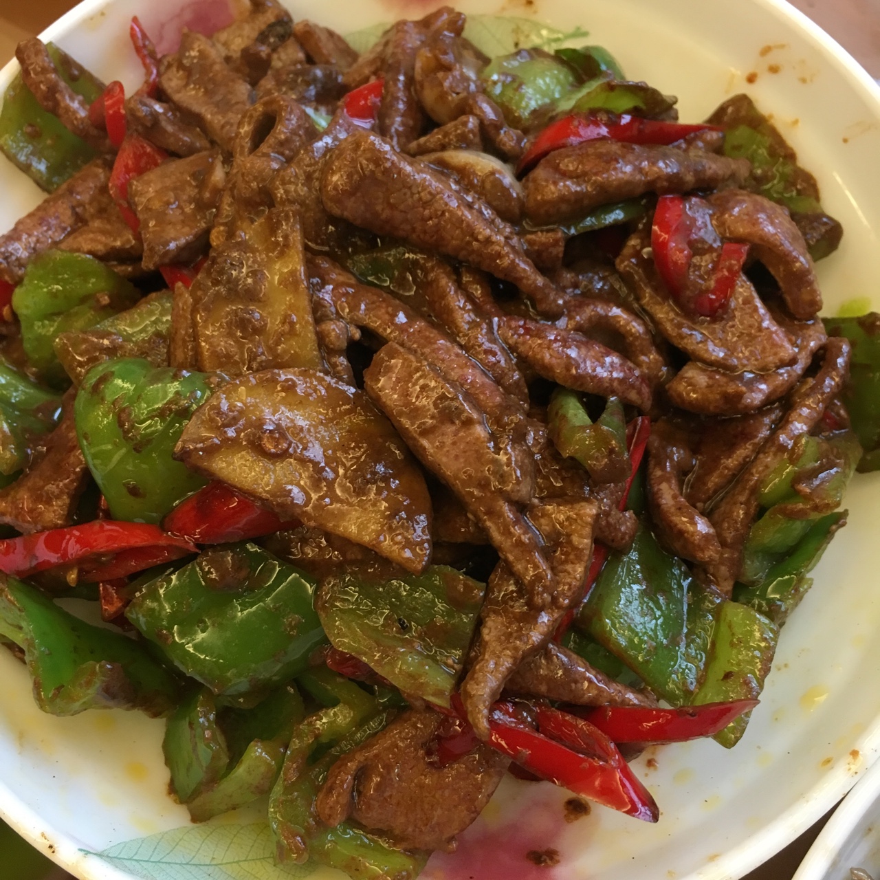 小胖肉的麻麻做的辣椒炒猪肝