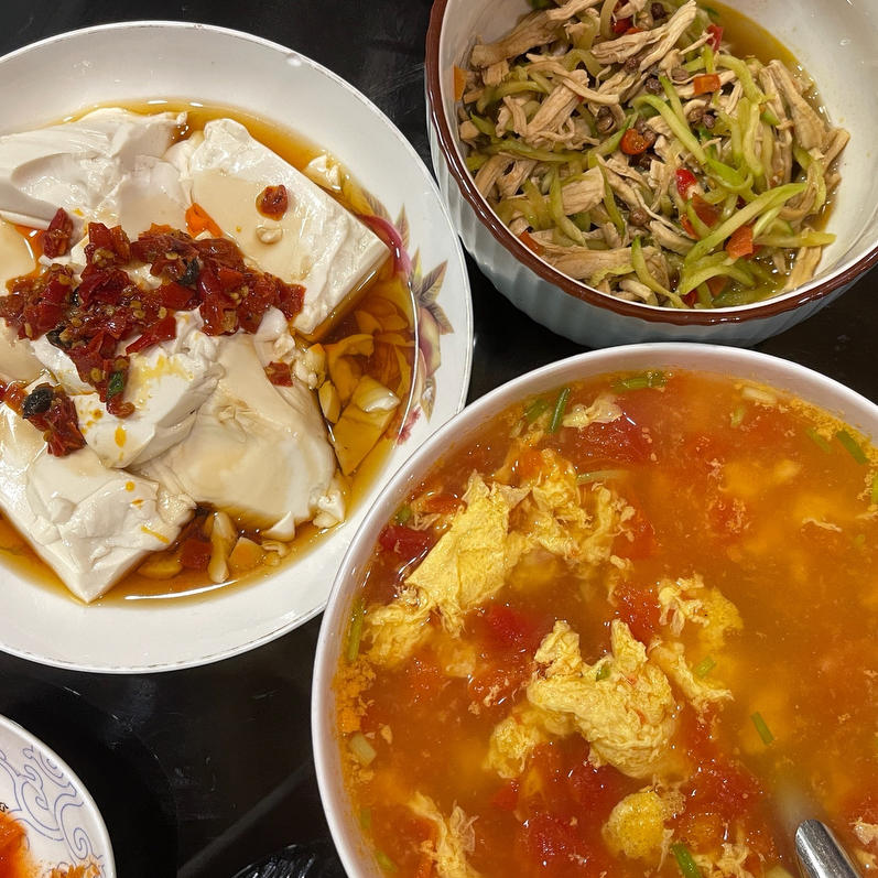 【跟我做不会错】简单又好喝的西红柿鸡蛋汤，家常又营养哦