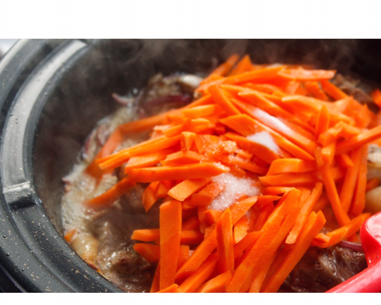 新疆羊肉抓饭～松下塔吉锅食谱的做法 步骤7