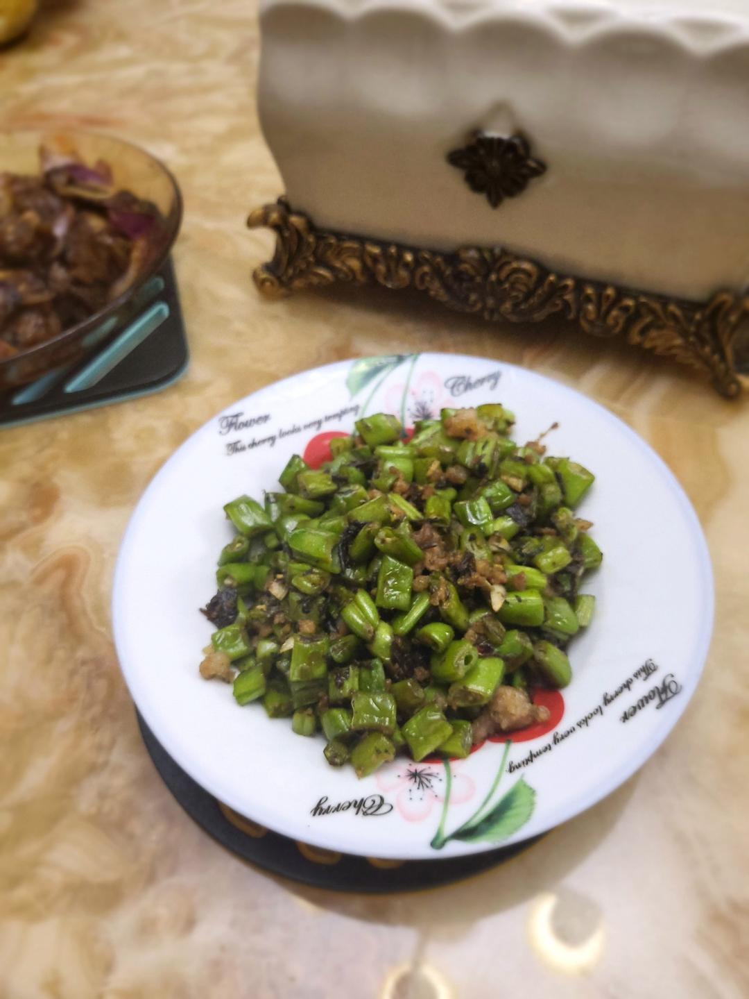 干煸榄菜肉末豆角