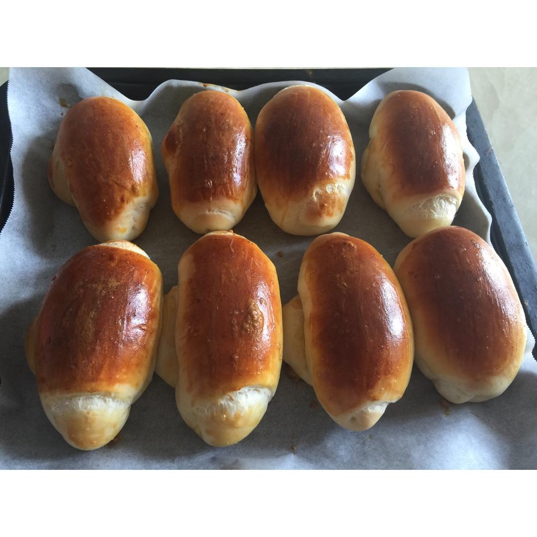 黄油面包卷