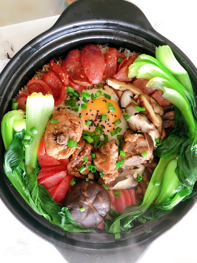 香肠煲仔饭