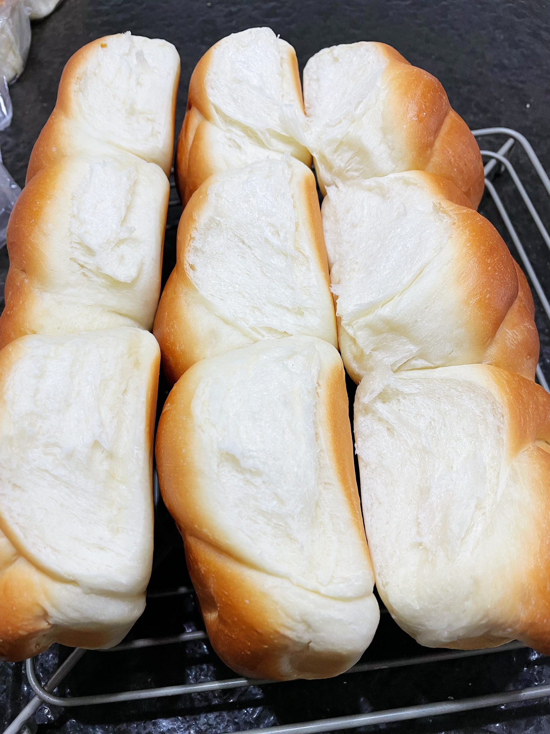 一次发酵法——低糖格瓦斯老面包的做法