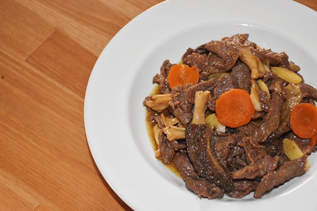 羊肚菌炒牛肉