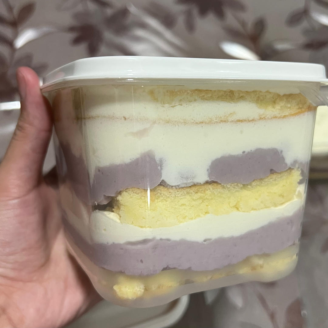 香芋奶油盒子蛋糕