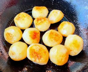 香煎小土豆的做法 步骤6