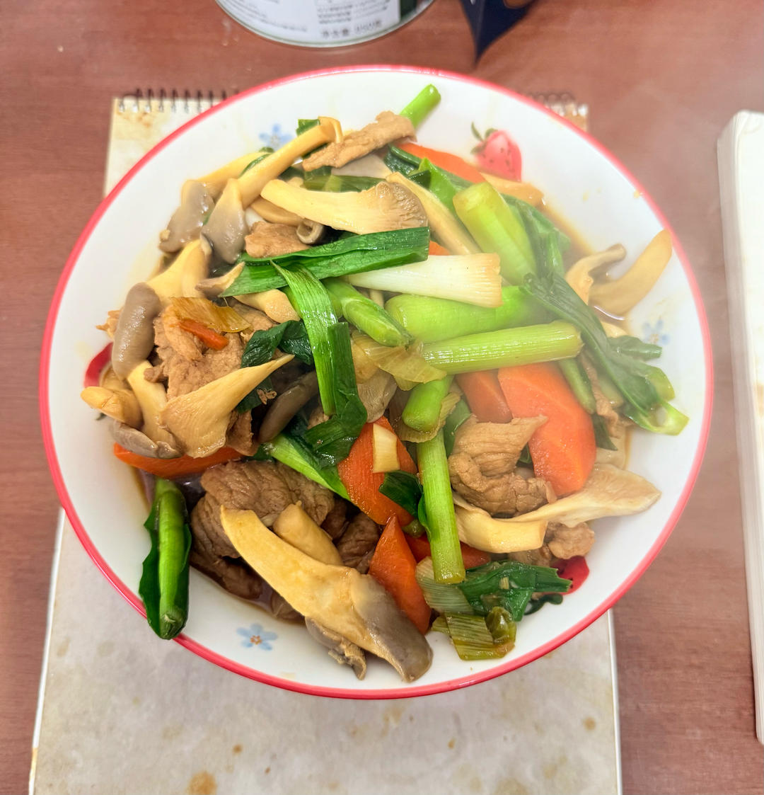 平菇炒肉片，不放盐别焯水