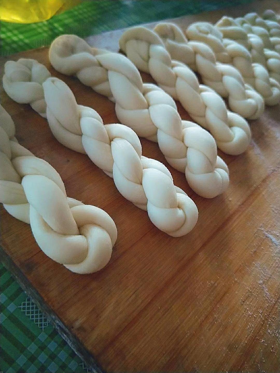 超级松软的奶香麻花