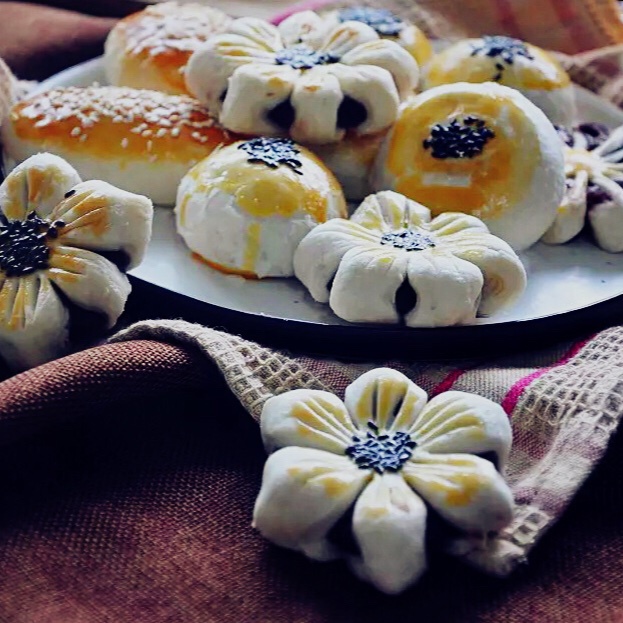 yu做的猪油版的各种酥叉烧酥紫荆花酥菊花酥元宝酥