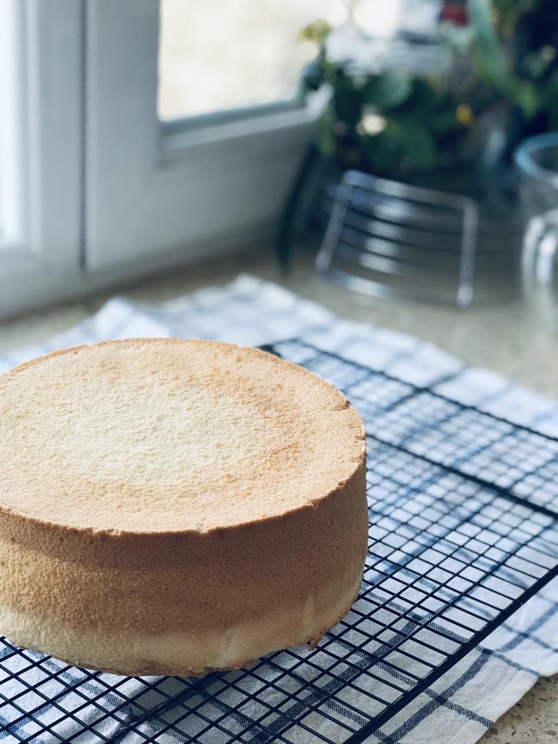 不凹底不塌陷的完美戚风蛋糕