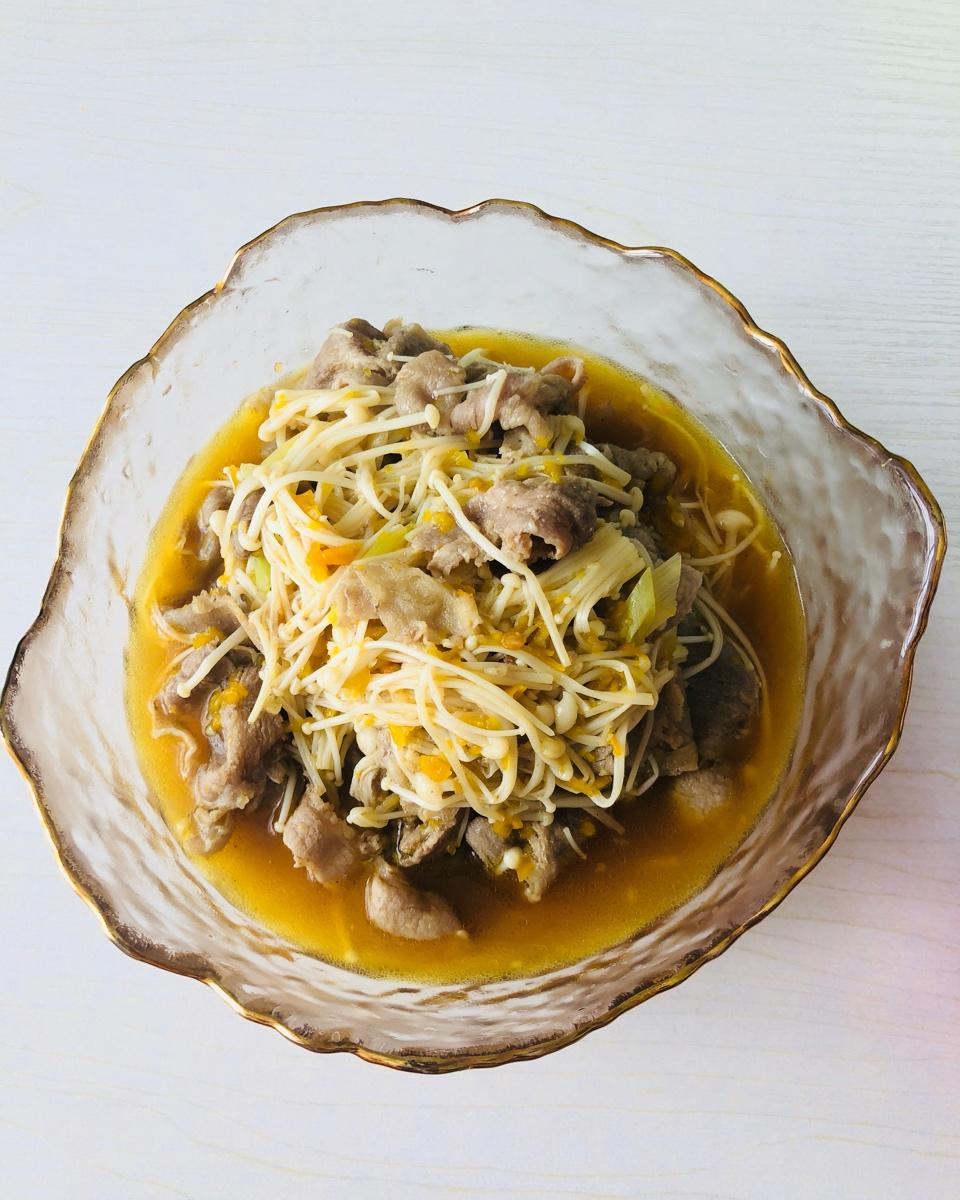 辣过瘾酸汤肥牛土豆粉「厨娘物语」