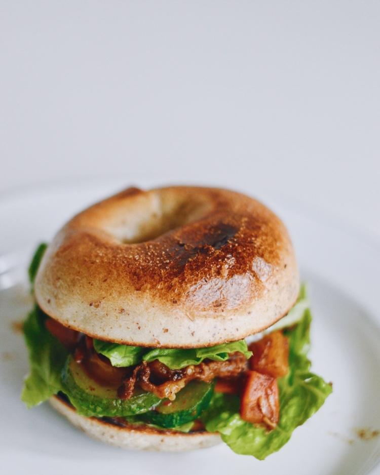 Joy桑~ 请把厨房收拾干净